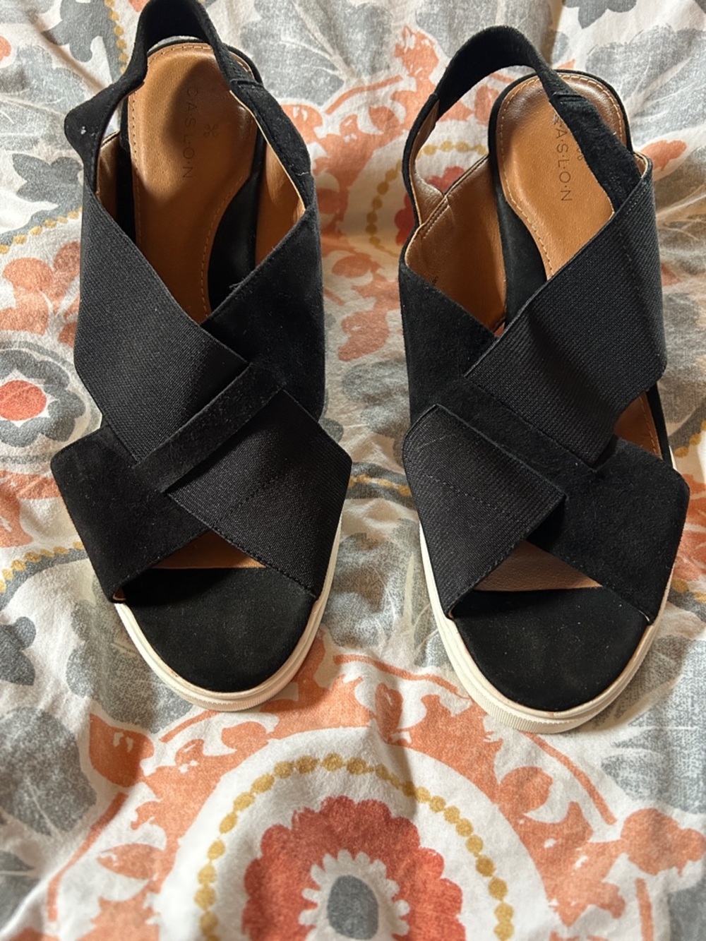 Black Crisscross Wedge Sandals with Elastic Slingback